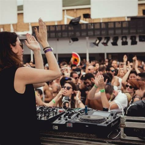 Stream Camea DJ Set Bpitch Control FACT Pool Party Sonar 2014 by camea | Listen online for free ...