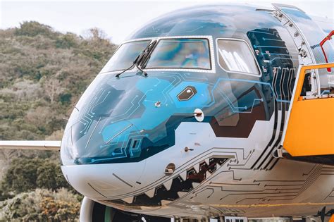 Embraer’s E190-E2 Jet Shows Off Its Shark Livery and Prowess on a Tour in Vietnam - autoevolution