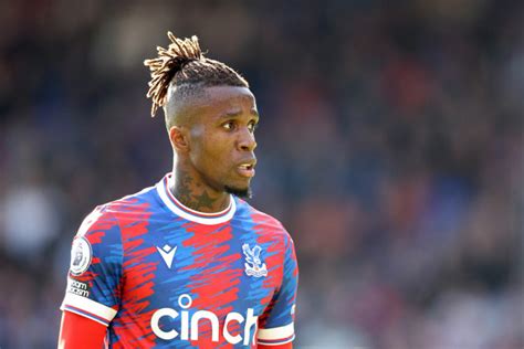 Newcastle told to pull plug on Wilfred Zaha interest - pundit