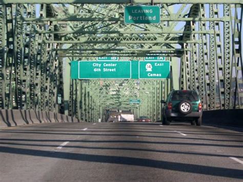 I-5 Interstate bridge - Portland, Oregon