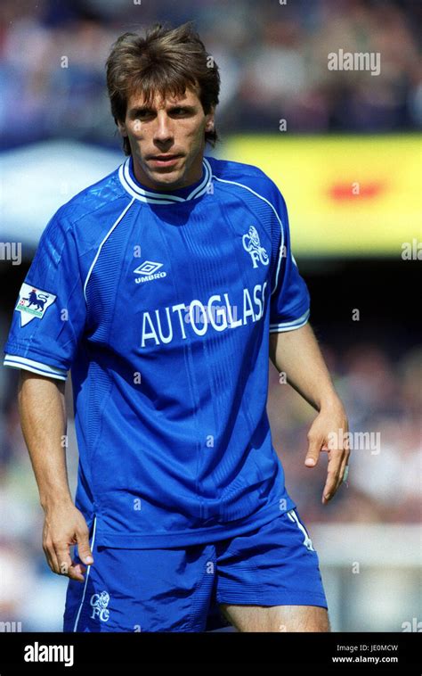 GIANFRANCO ZOLA CHELSEA FC LONDON CHELSEA/STAMFORD BRIDGE 19 August ...