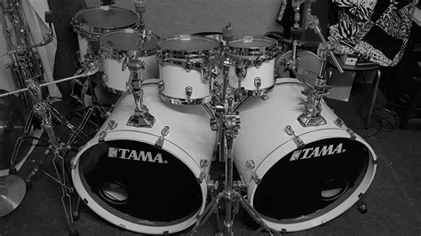 Tama Starclassic B/B double bass drum kit | Drum kits, Drum and bass, Double bass drum set