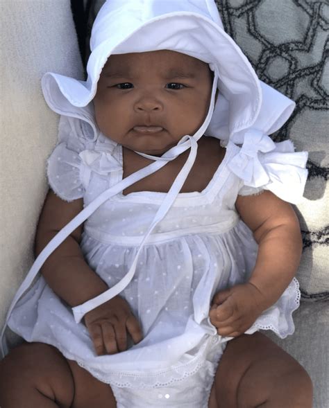 Khloe Kardashian shares adorable new photos of baby True - Goss.ie