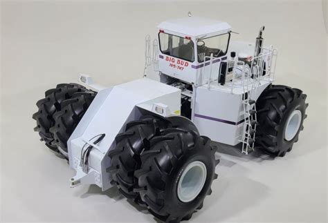 1/16 Big Bud 16V 747 4wd Tractor, 900 Horsepower Modern Edition ...