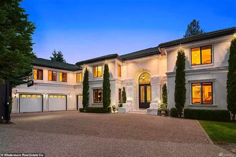 Russell Wilson puts his stunning Washington mansion on the market for ...