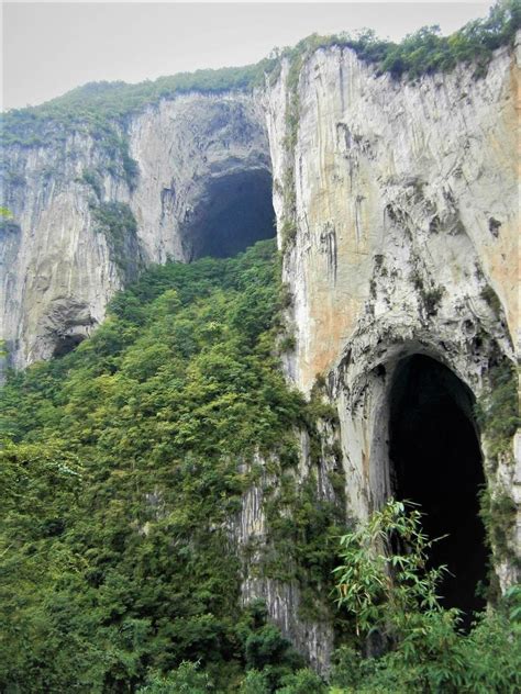 Karst landscape in Guizhou, China [1024 x 1366] (OC) : r/EarthPorn