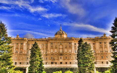 Royal Palace of Madrid - Spain Wallpaper (33604154) - Fanpop