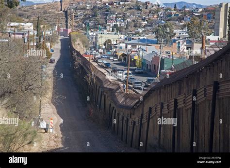 Nogales Arizona A section of the border fence that separates the Stock Photo: 15910992 - Alamy