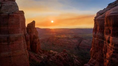 Sedona Sunset Spots: Best Places To Watch Sedona Sunsets - Life Is a Journey of Escapes