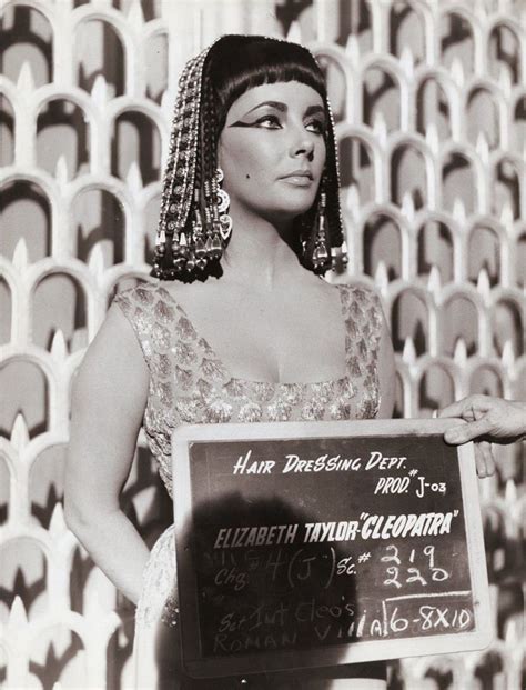 Pin on Elizabeth Taylor in "Cleopatra" ."Клеопатра "(1963), $ 1 000 000