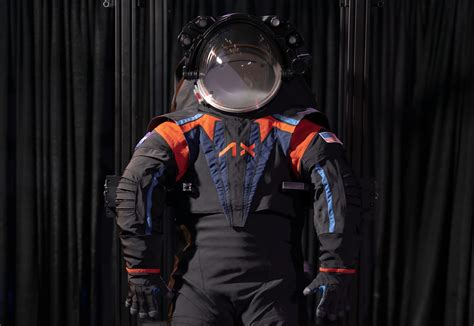 NASA & Axiom Show Off Brand New Spacesuit For Moon Missions