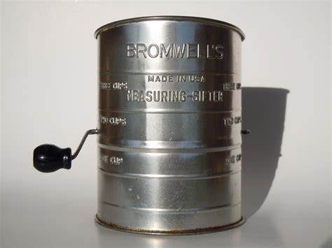 Vintage Bromwell’s Measuring Sifter | Antique Bromwells Metal Portioned Flour Sifter | Baking ...