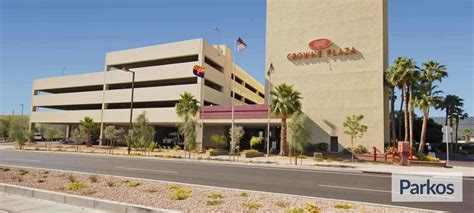 Crowne Plaza Phoenix Airport Parking » reviews & prices