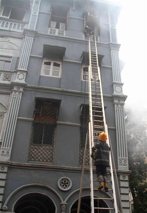 1 killed as fire erupts in Mumbai building; 14 rescued - Rediff.com ...