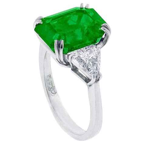 Gem Colombian Emerald Ring For Sale at 1stDibs | colombian emerald ring sale