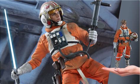 Hot Toys' Luke Skywalker Snow Speeder Pilot is available for preorder from Sideshow Collectibles ...