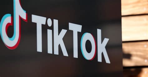 TikTok Croissant Emoji Meaning — Here's the Scoop