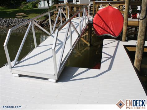 Aluminum Dock with PVC Decking - Endeck