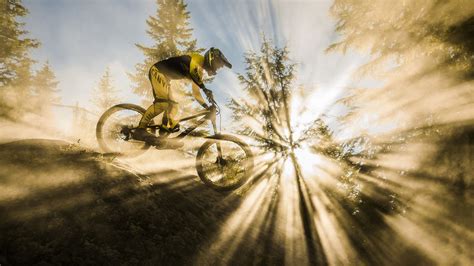 Cool Mountain Biking Wallpapers - Top Free Cool Mountain Biking Backgrounds - WallpaperAccess