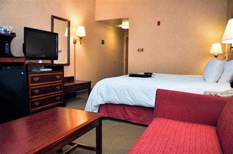 Hampton Inn Freeport/Brunswick - UPDATED 2017 Prices & Hotel Reviews ...