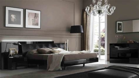 Masculine Bedroom Decor — Gentleman's Gazette