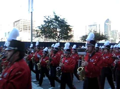 Cotton Bowl Parade: Ole Miss Pride of the South - YouTube