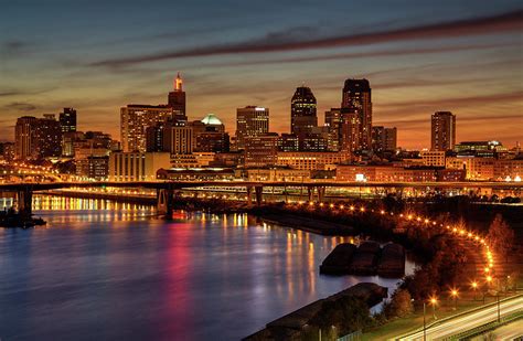 St. Paul, MN Skyline Photograph by Dave Peterman - Pixels