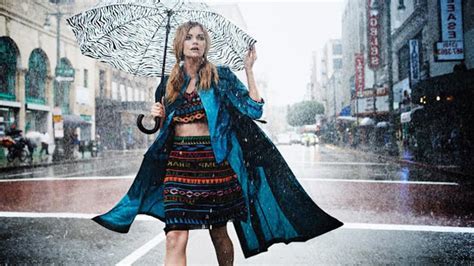 5 Brilliant Tips To Follow When You Step Out This Monsoon - FashionPro