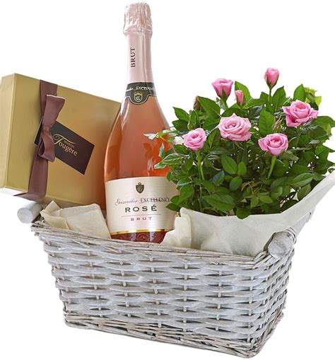 Luxury Red Wine Gift Basket