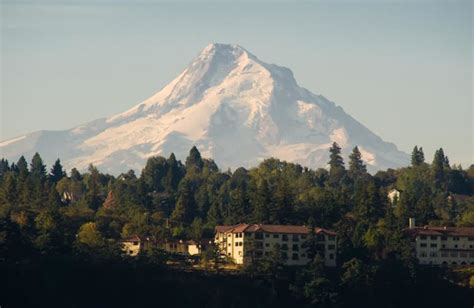 Columbia Gorge Hotel (Hood River, OR) - Resort Reviews - ResortsandLodges.com