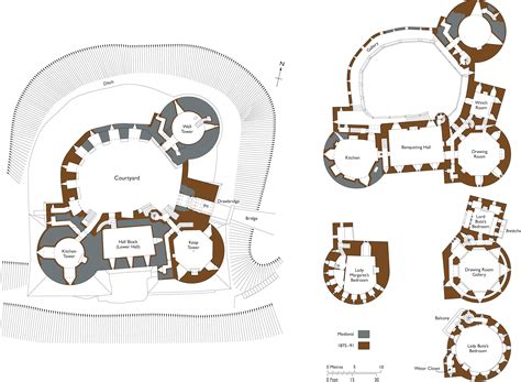 the floor plan for an old castle, with several rooms and courtyards in it