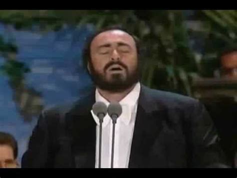 Luciano Pavarotti - Ave Maria - YouTube