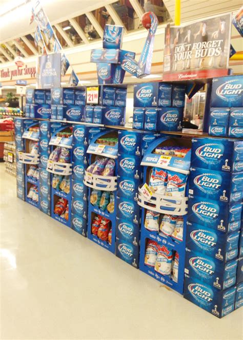 From Tanks to Pyramids — How Over-the-Top Grocery Store Beer Displays Are Built | VinePair