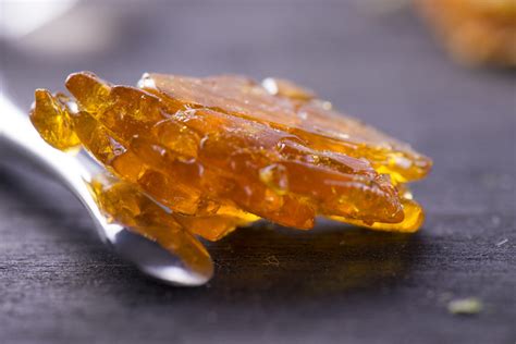 Cannabis Concentrates Guide and How to Dab