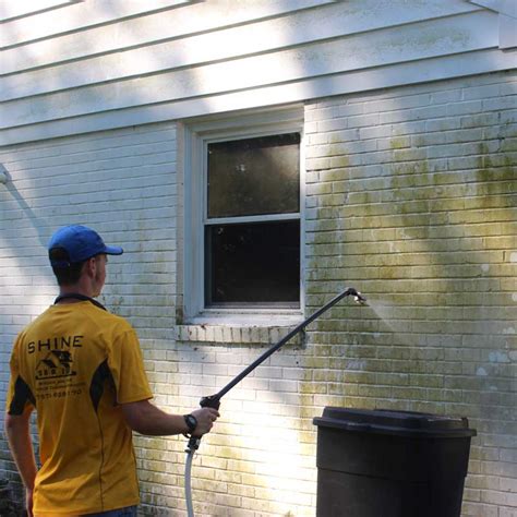 House Washing - Make It Shine