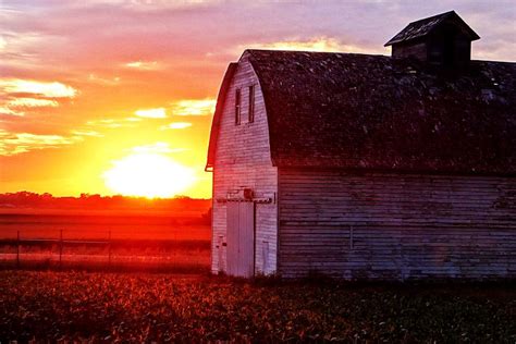 Old Barn Sunset Photograph by Jeremey Gregg