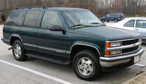 File:1st-Chevrolet-Tahoe-4door.jpg - Wikipedia