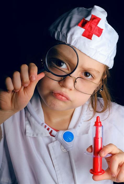 child, wearing, doctor costume, holding, syringe toy, ambulance, doctor, students | Piqsels