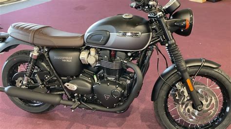 2022 Triumph Bonneville T120 Matte Black first look quick walk around - YouTube