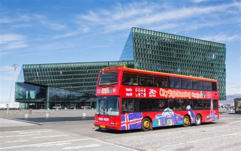 Save 10%: City Sightseeing Reykjavik Hop-On, Hop-Off Tour and Flybus Airport Shuttle