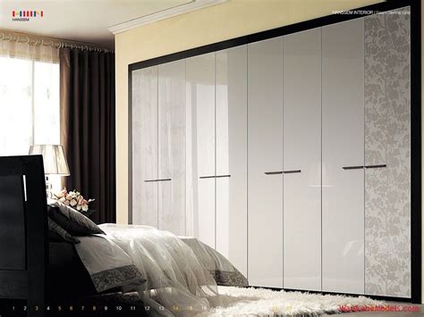 Luxury Wardrobe Design - External frame. Openable doors. High gloss ...