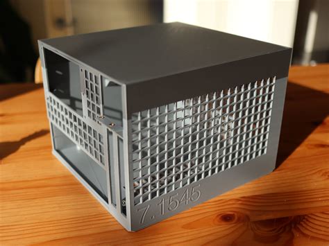 Fully Parametric 3D Printable Computer Case | eclecticc