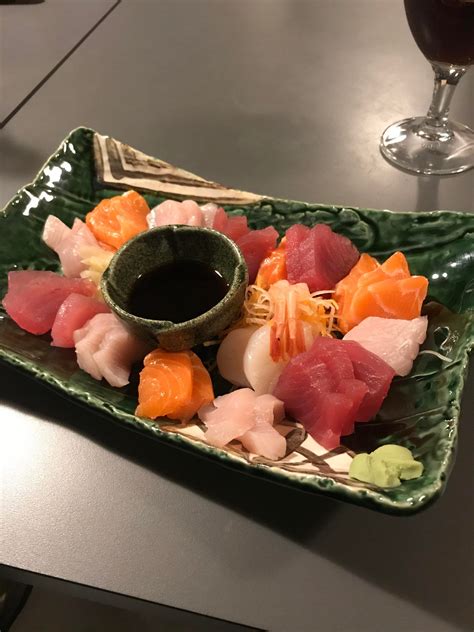 Sashimi platter starter at a new local Japanese restaurant | Sashimi platter, Sashimi, Sushi recipes