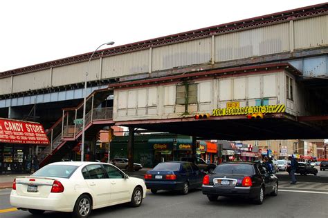 Castle Hill Avenue Subway Station, Parkchester, Bronx NYC | Flickr