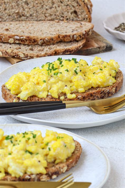 Gordon Ramsay Scrambled Eggs - Food Faith Fitness