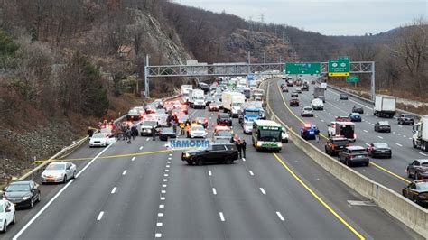 Shootout on NYS Thruway Causing Major Traffic Delays - Hamodia.com