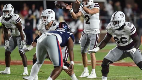 Ole Miss football vs. Mississippi State score prediction in Egg Bowl