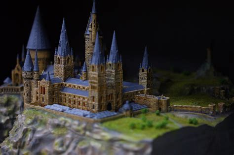 Hogwarts Castle Model Figurine Harry Potter Collectible Figure Hogwarts ...