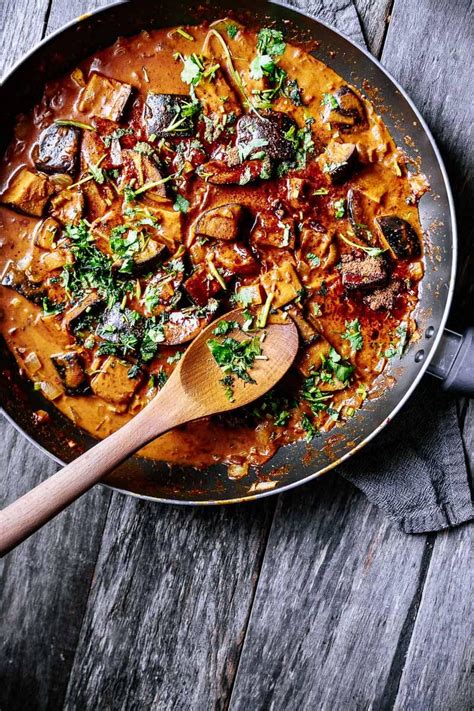 Aubergine Curry