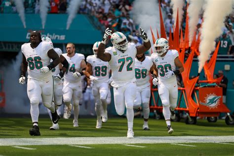 Miami Dolphins Season-Ending Roster and Contract Status - Sports ...